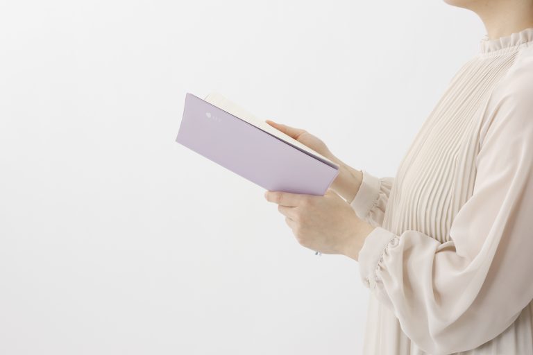 仕事のタスクと家庭の予定を、1冊の手帳でどう持つか